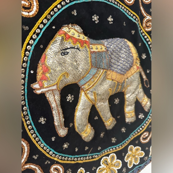 VTG Opulent Beaded Embroidered Indian Vest 3-D Elephants S/M - Picture 4 of 7